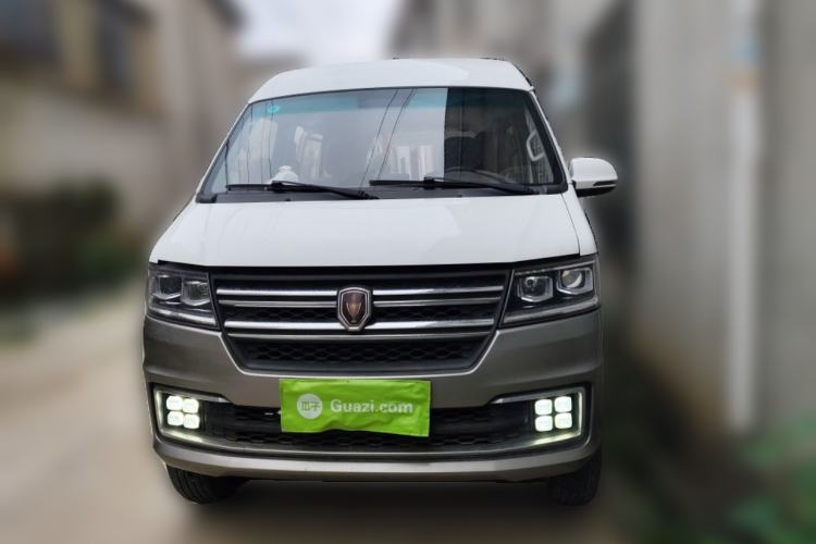 Used Jinbei New Hiace S 2021 1.5L Business-Class Central Air-Conditioned Coach China VI Standard SWC15M Front