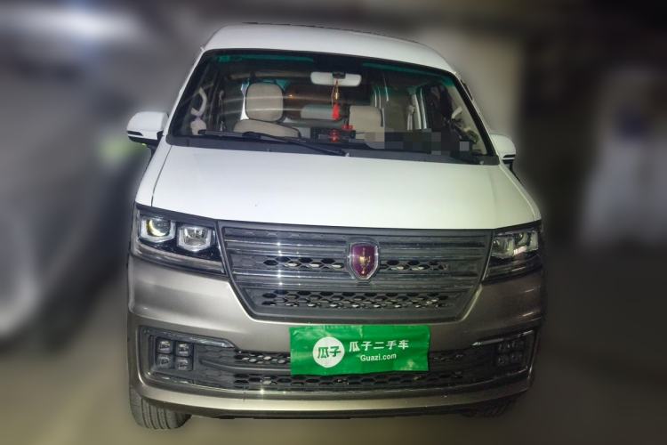 Used Jinbei New Hiace S 2021 1.5L Wealth Central Air-Conditioned Van China VI Standard SWC15M Front