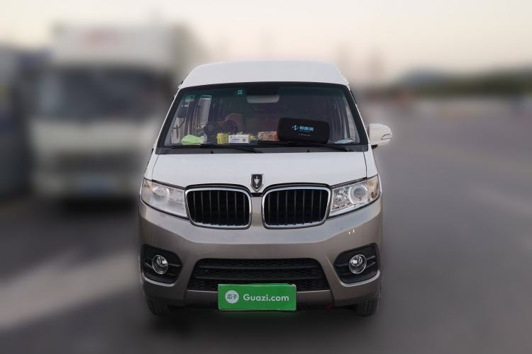 Used Jinbei New Hiace S 2021 1.5L Wealth Van Non-Air-Conditioned Version China VI Standard SWC15M Front