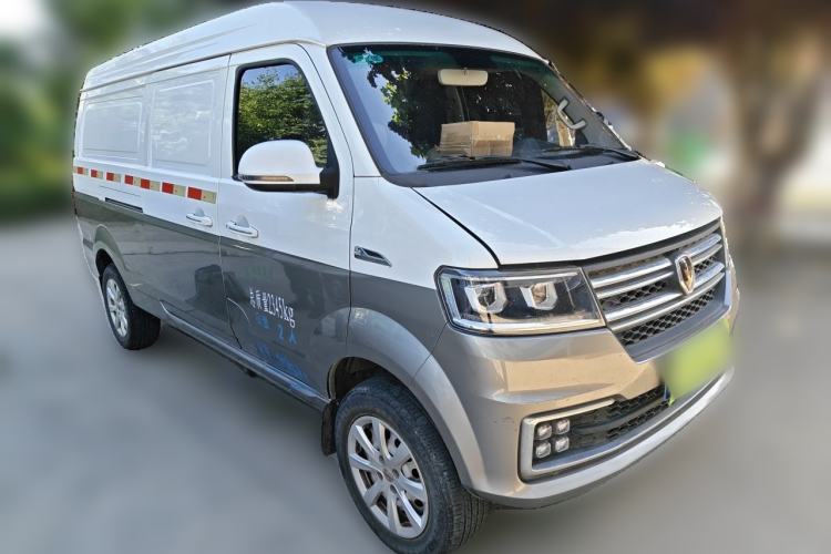 Used Jinbei New Hiace S 2021 1.5L Wealth Van Non-Air-Conditioned Version China VI Standard SWC15M Front Right 45 Deg