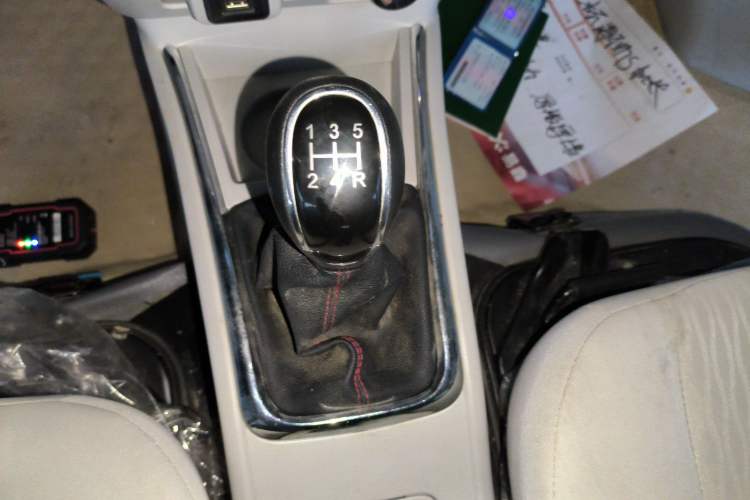 Used Jinbei New Hiace S 2021 1.5L Wealth Model Non-Air-Conditioned Version National VI Standard SWC15M Gear Lever