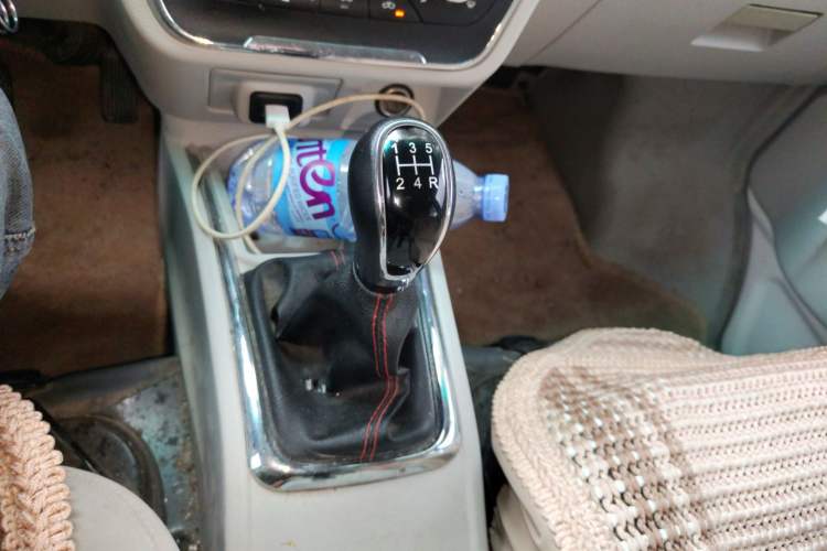 Used Jinbei New Hiace S 2021 1.5L Wealth Model Non-Air-Conditioned Version National VI Standard SWC15M Gear Lever