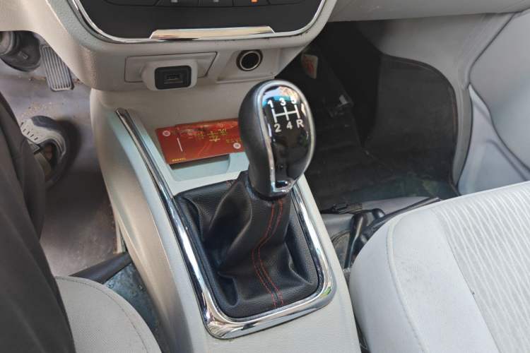 Used Jinbei New Hiace S 2021 1.5L Wealth Model Non-Air-Conditioned Version National VI Standard SWC15M Gear Lever