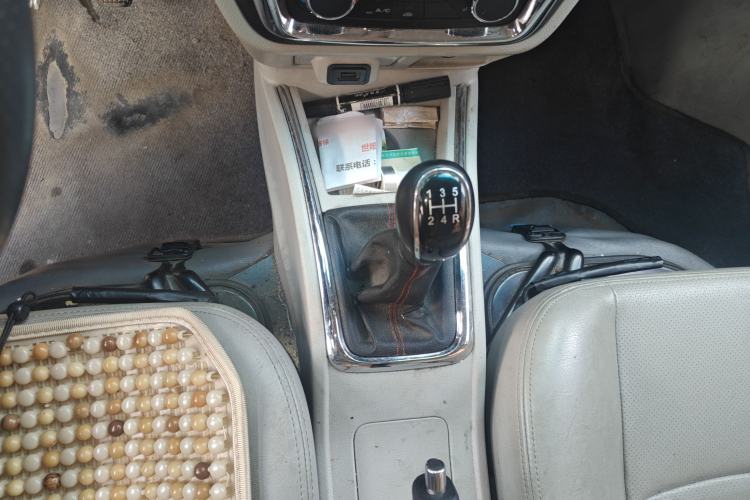 Used Jinbei New Hiace S 2021 1.5L Business-Class Central Air-Conditioned Coach China VI Standard SWC15M Gear Lever