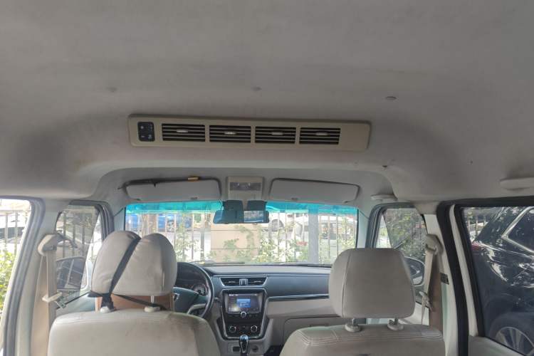 Used Jinbei New Hiace S 2021 1.5L Business-Class Central Air-Conditioned Coach China VI Standard SWC15M Headliner