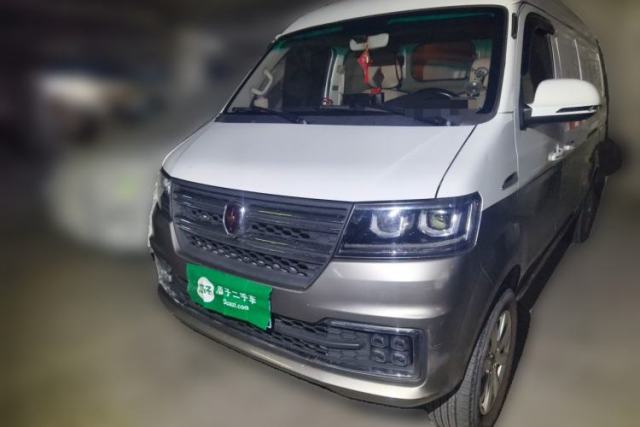 Used Jinbei New Hiace S 2021 1.5L Wealth Central Air-Conditioned Van China VI Standard SWC15M