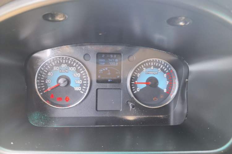 Used Jinbei New Hiace S 2021 1.5L Wealth Central Air-Conditioned Van China VI Standard SWC15M Instrument Cluster