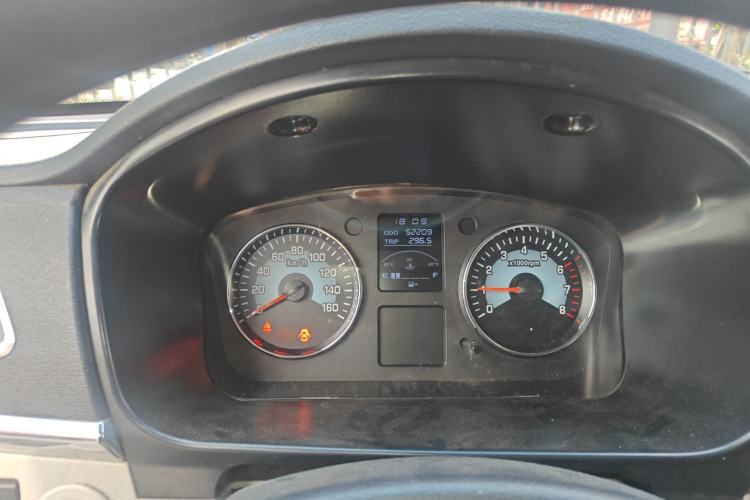 Used Jinbei New Hiace S 2021 1.5L Business-Class Central Air-Conditioned Coach China VI Standard SWC15M Instrument Cluster