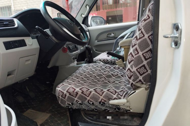 Used Jinbei New Hiace S 2021 1.5L Business-Class Central Air-Conditioned Coach China VI Standard SWC15M Left Front Seat