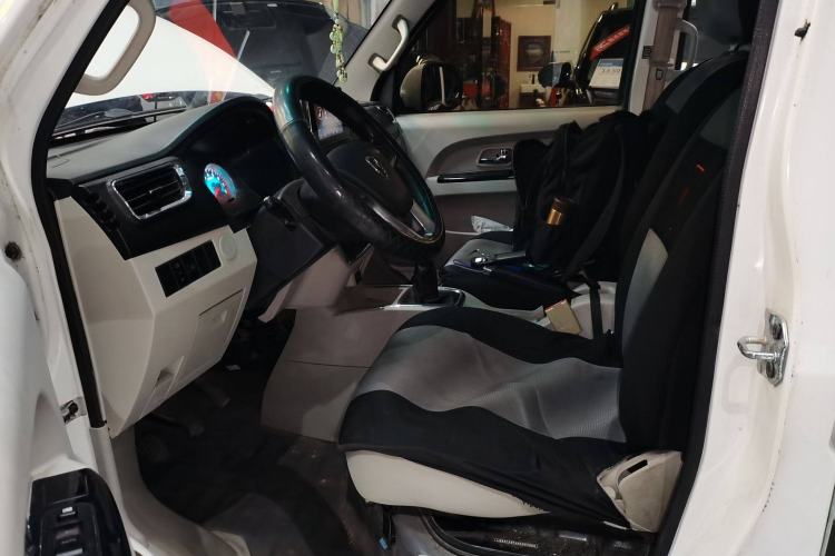 Used Jinbei New Hiace S 2021 1.5L Wealth Model Non-Air-Conditioned Version National VI Standard SWC15M Left Front Seat