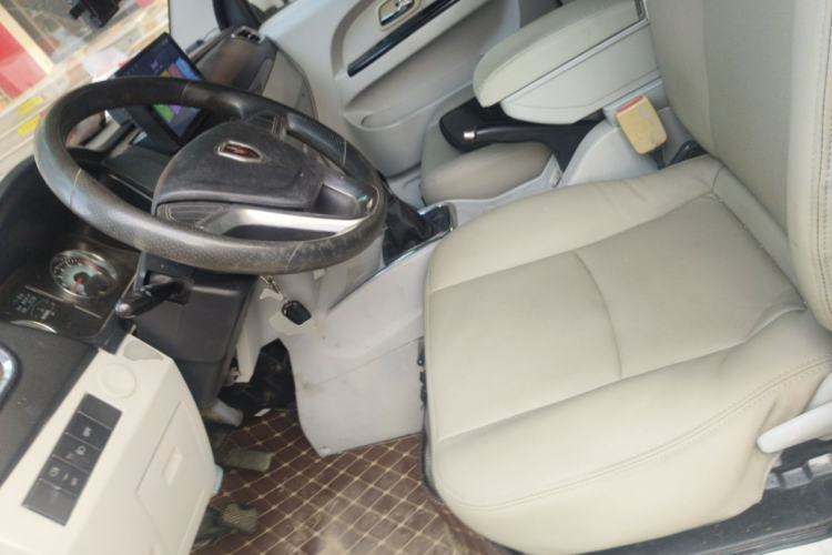 Used Jinbei New Hiace S 2021 1.5L Wealth Van Non-Air-Conditioned Version China VI Standard SWC15M Left Front Seat