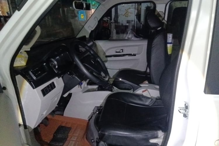 Used Jinbei New Hiace S 2021 1.5L Wealth Central Air-Conditioned Bus China VI Standard Model SWC15M Left Front Seat