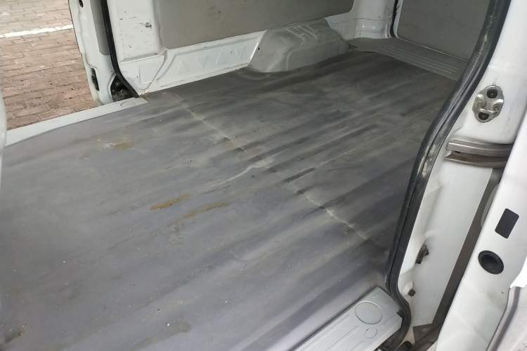 Used Jinbei New Hiace S 2021 1.6L Wealth Central Air-Conditioned Van China VI Standard SWD16M Left Rear Seat