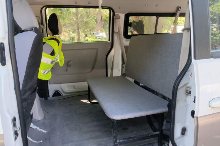Used Jinbei New Hiace S 2021 1.6L Business Central Air-Conditioned Coach China VI Standard SWD16M Left Rear Seat
