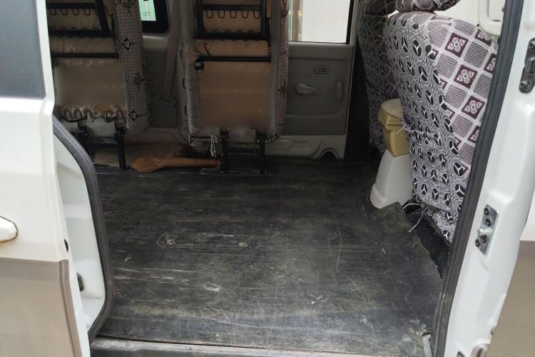 Used Jinbei New Hiace S 2021 1.5L Business-Class Central Air-Conditioned Coach China VI Standard SWC15M Left Rear Seat