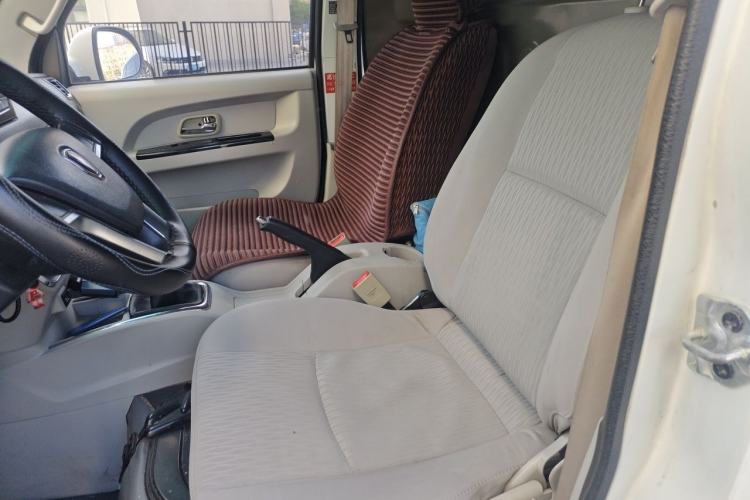 Used Jinbei New Hiace S 2021 1.5L Wealth Van Non-Air-Conditioned Version China VI Standard SWC15M Left Rear Seat