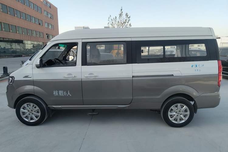 Used Jinbei New Hiace S 2021 1.5L Wealth Model Non-Air-Conditioned Version National VI Standard SWC15M Left Side