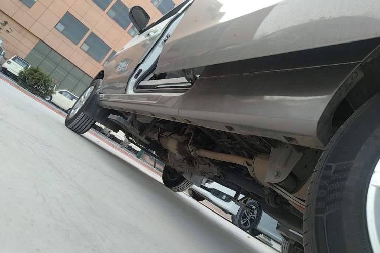 Used Jinbei New Hiace S 2021 1.5L Wealth Model Non-Air-Conditioned Version National VI Standard SWC15M Left Side Sill