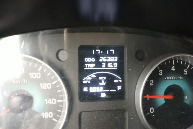 Used Jinbei New Hiace S 2021 1.6L Wealth Central Air-Conditioned Van China VI Standard SWD16M Odometer Close Up