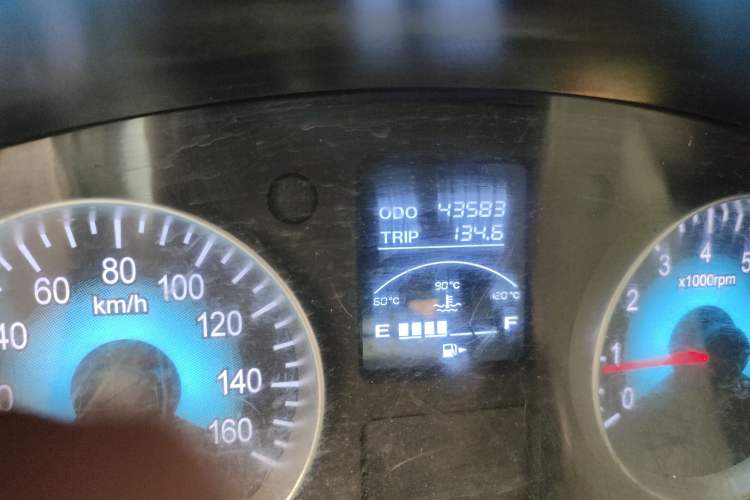 Used Jinbei New Hiace S 2021 1.5L Wealth Model Non-Air-Conditioned Version National VI Standard SWC15M Odometer Close Up