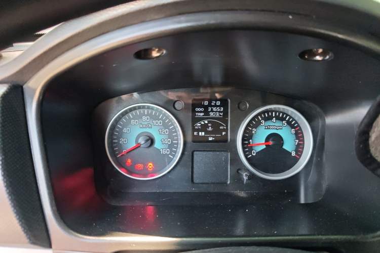 Used Jinbei New Hiace S 2021 1.5L Wealth Van Non-Air-Conditioned Version China VI Standard SWC15M Odometer Close Up