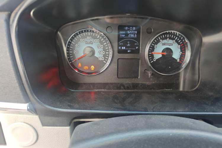 Used Jinbei New Hiace S 2021 1.5L Business-Class Central Air-Conditioned Coach China VI Standard SWC15M Odometer Close Up