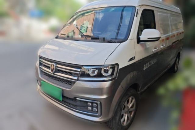 Used Jinbei New Hiace S 2021 1.5L Business Central Air-Conditioned Van China VI Standard SWC15M