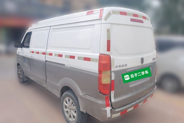 Used Jinbei New Hiace S  Rear Left 45 Deg