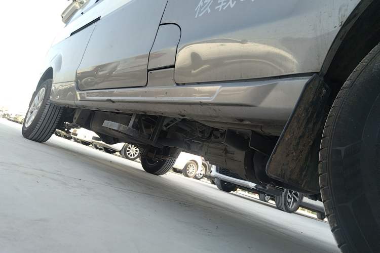 Used Jinbei New Hiace S 2021 1.5L Wealth Model Non-Air-Conditioned Version National VI Standard SWC15M Right Side Sill