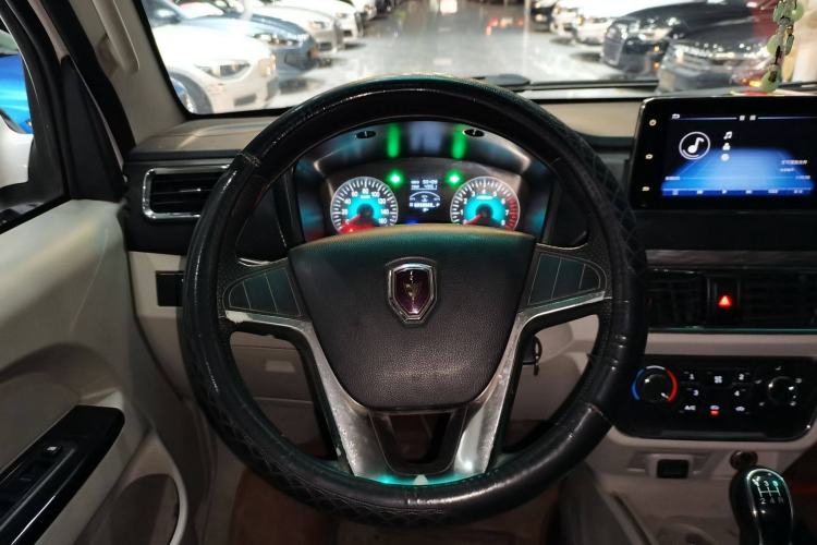 Used Jinbei New Hiace S 2021 1.5L Wealth Model Non-Air-Conditioned Version National VI Standard SWC15M Steering Wheel