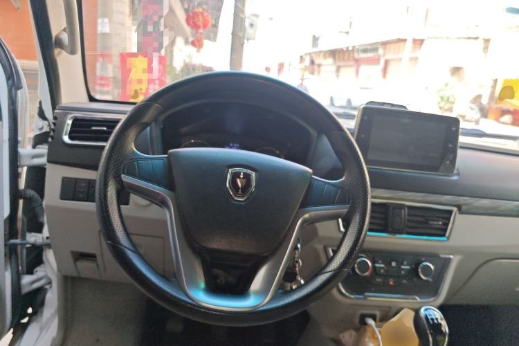 Used Jinbei New Hiace S 2021 1.5L Business Central Air-Conditioned Van China VI Standard SWC15M Steering Wheel