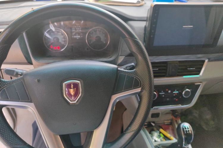 Used Jinbei New Hiace S 2021 1.5L Wealth Model Non-Air-Conditioned Version National VI Standard SWC15M Steering Wheel