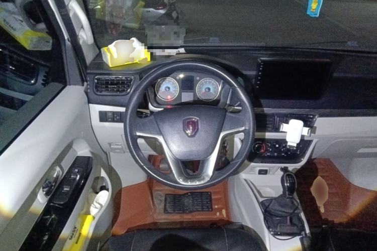 Used Jinbei New Hiace S 2021 1.5L Wealth Central Air-Conditioned Bus China VI Standard Model SWC15M Steering Wheel