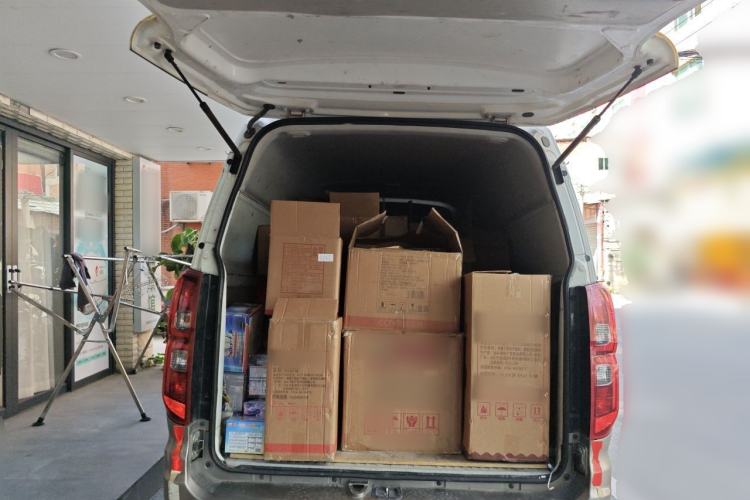 Used Jinbei New Hiace S 2021 1.5L Business Central Air-Conditioned Van China VI Standard SWC15M Trunk
