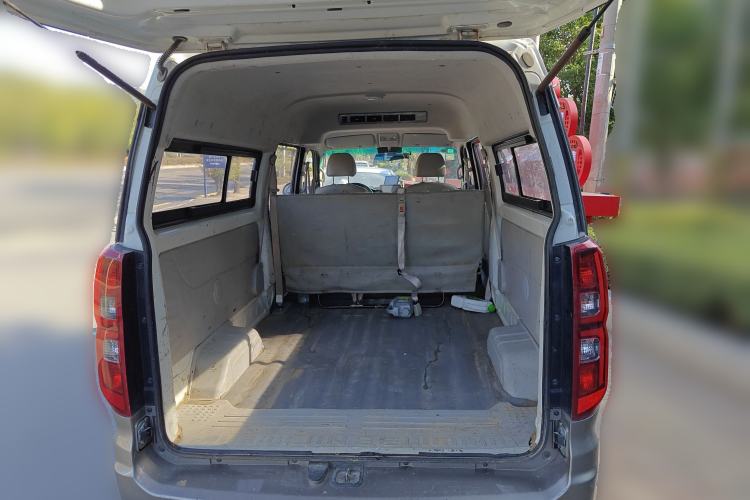 Used Jinbei New Hiace S 2021 1.6L Business Central Air-Conditioned Coach China VI Standard SWD16M Trunk