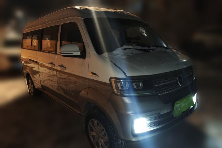 Used Jinbei New Hiace S 2022 1.5L Wealth Edition Non-Air-Conditioned Bus China VI Standard SWC15M Front Right 45 Deg