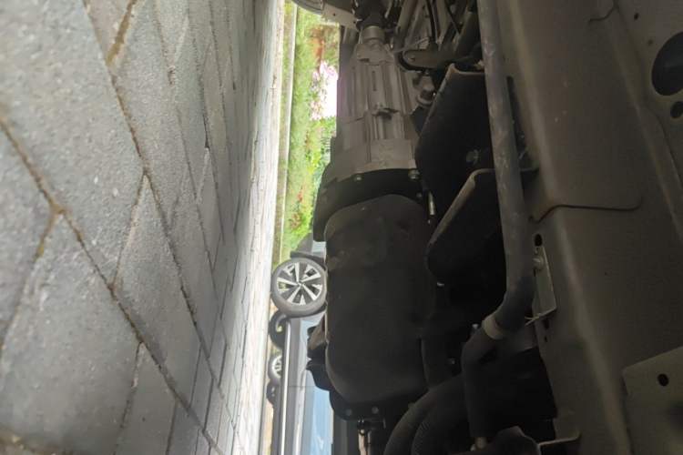 Used Jinbei New Hiace S 2022 1.5L Wealth Edition Non-Air-Conditioned Bus China VI Standard SWC15M Chassis Front Right