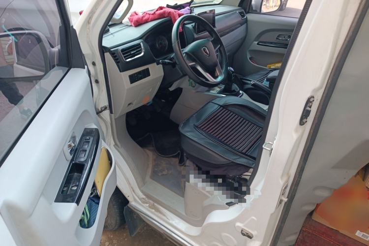 Used Jinbei New Hiace S 2022 1.5L Wealth Edition Non-Air-Conditioned Bus China VI Standard SWC15M Driver Seat