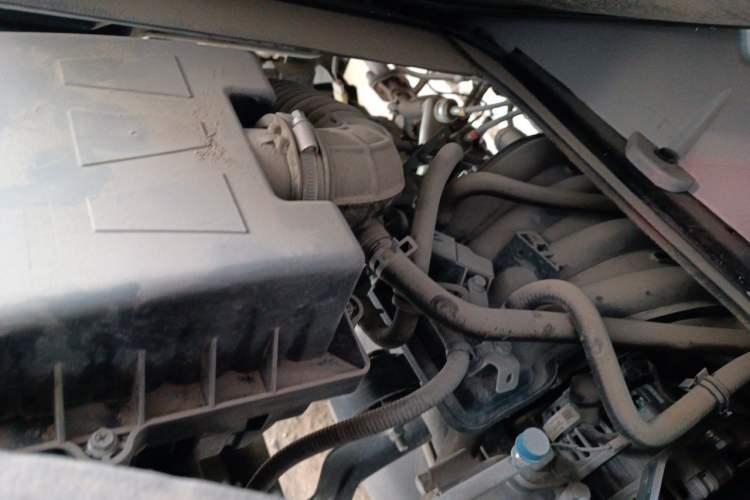 Used Jinbei New Hiace S 2022 1.5L Wealth Edition Non-Air-Conditioned Bus China VI Standard SWC15M Engine Bay Right
