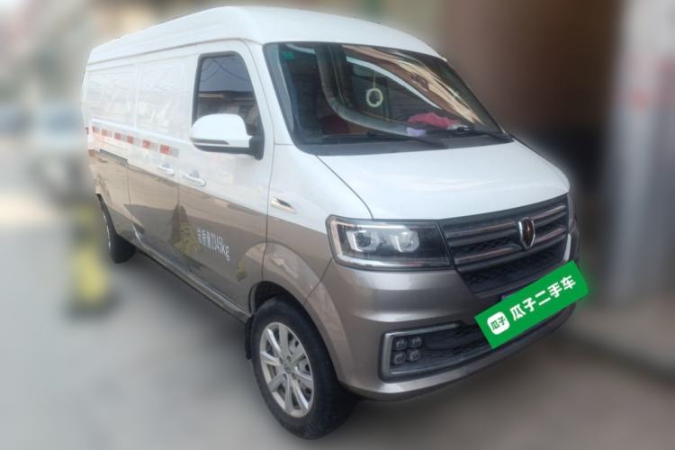 Used Jinbei New Hiace S 2022 1.5L Wealth Edition Non-Air-Conditioned Bus China VI Standard SWC15M Front Right 45 Deg