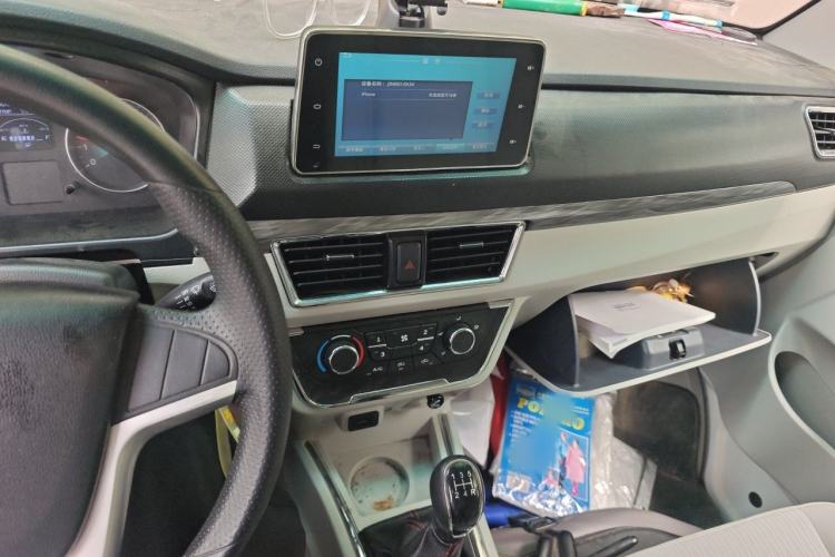 Used Jinbei New Hiace S 2022 1.5L Wealth Edition Air-Conditioner-Free Truck China VI Standard SWC15M Audio And AC Panel