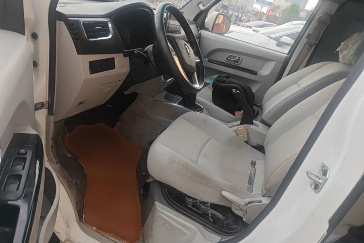 Used Jinbei New Hiace S 2022 1.5L Wealth Edition Air-Conditioner-Free Truck China VI Standard SWC15M Driver Seat