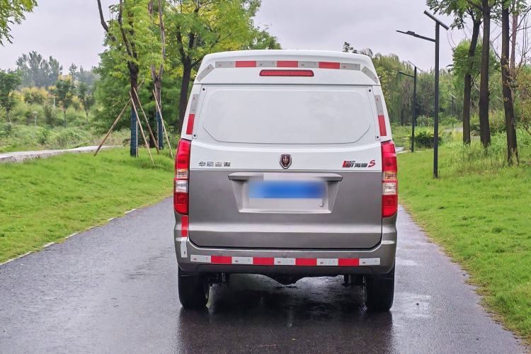 Used Jinbei New Hiace S 2022 1.5L Wealth Edition Air-Conditioner-Free Truck China VI Standard SWC15M Exterior 4