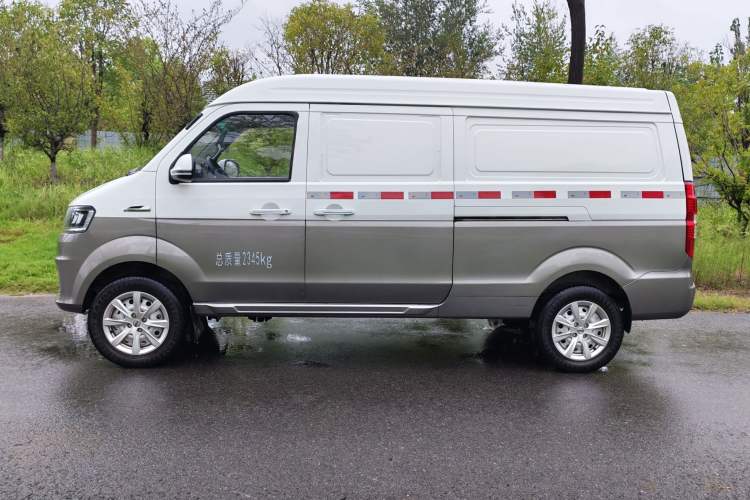 Used Jinbei New Hiace S 2022 1.5L Wealth Edition Air-Conditioner-Free Truck China VI Standard SWC15M Exterior 6