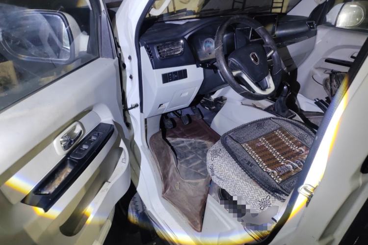 Used Jinbei New Hiace S 2023 1.5L Wealth Edition Passenger Van 5/6/7-Seater Central Air Conditioning Version SWC15M Driver Seat
