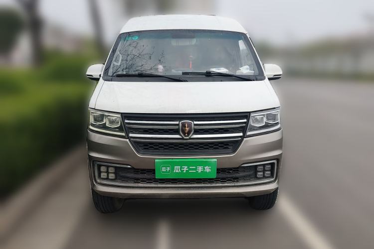 Used Jinbei New Hiace S 2023 1.5L Wealth Edition Van 2/5-Seater Air-Conditioned Model SWC15M Front