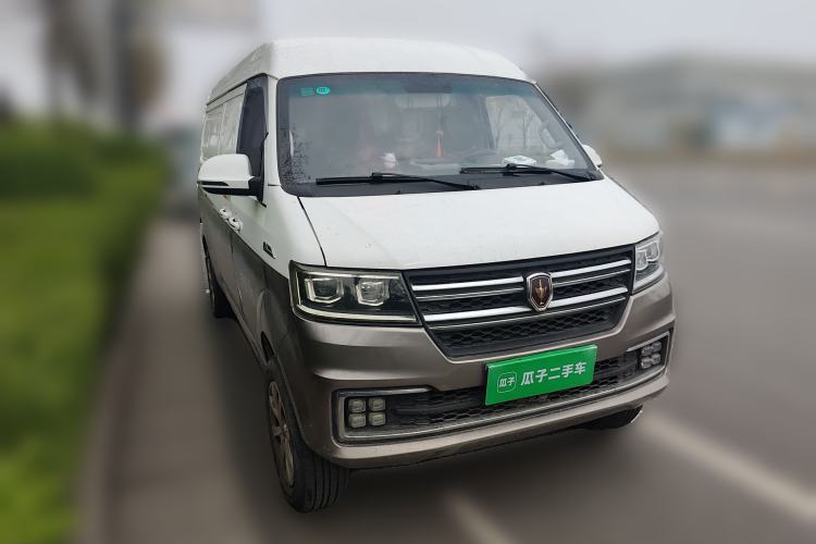 Used Jinbei New Hiace S 2023 1.5L Wealth Edition Van 2/5-Seater Air-Conditioned Model SWC15M Front Right 45 Deg