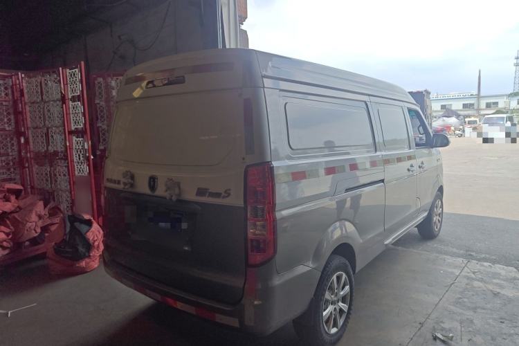 Used Jinbei New Hiace S 2023 1.5L Wealth Edition Van 2/5-Seater Air-Conditioned Model SWC15M Rear Right 45 Deg
