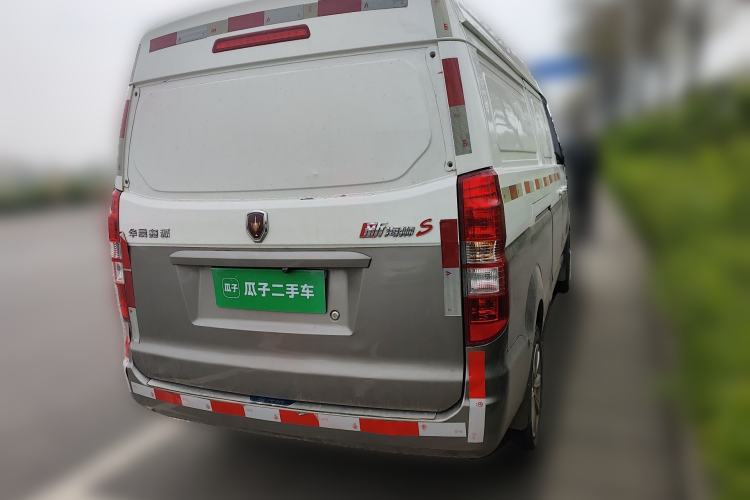 Used Jinbei New Hiace S 2023 1.5L Wealth Edition Van 2/5-Seater Air-Conditioned Model SWC15M Rear Right 45 Deg