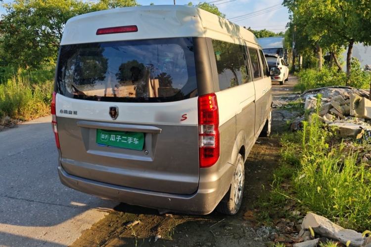 Used Jinbei New Hiace S 2023 1.5L Wealth Edition Passenger Van 5/6/7-Seater Central Air Conditioning Version SWC15M Rear Right 45 Deg